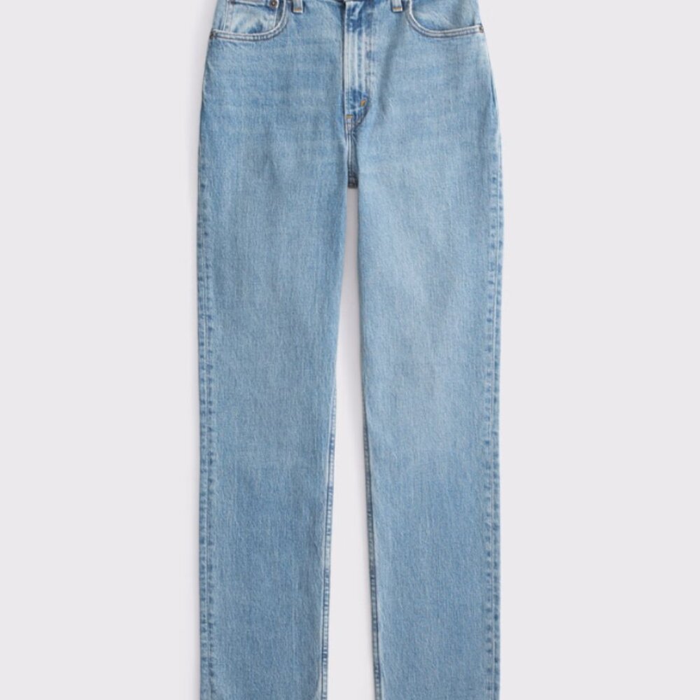 NWT Abercrombie & Fitch Curve Love Ultra High Rise 90’s Straight Leg Jeans